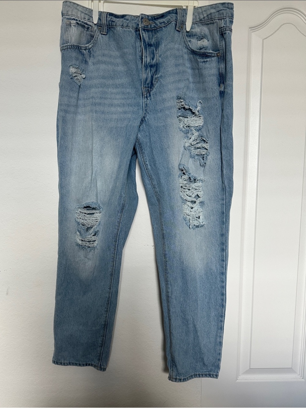No Boundaries Light Blue Distressed Women's Jeans